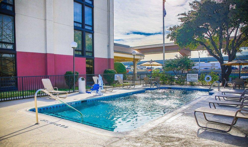 Comfort Inn Dallas North Love Field Airport Εξωτερικό φωτογραφία
