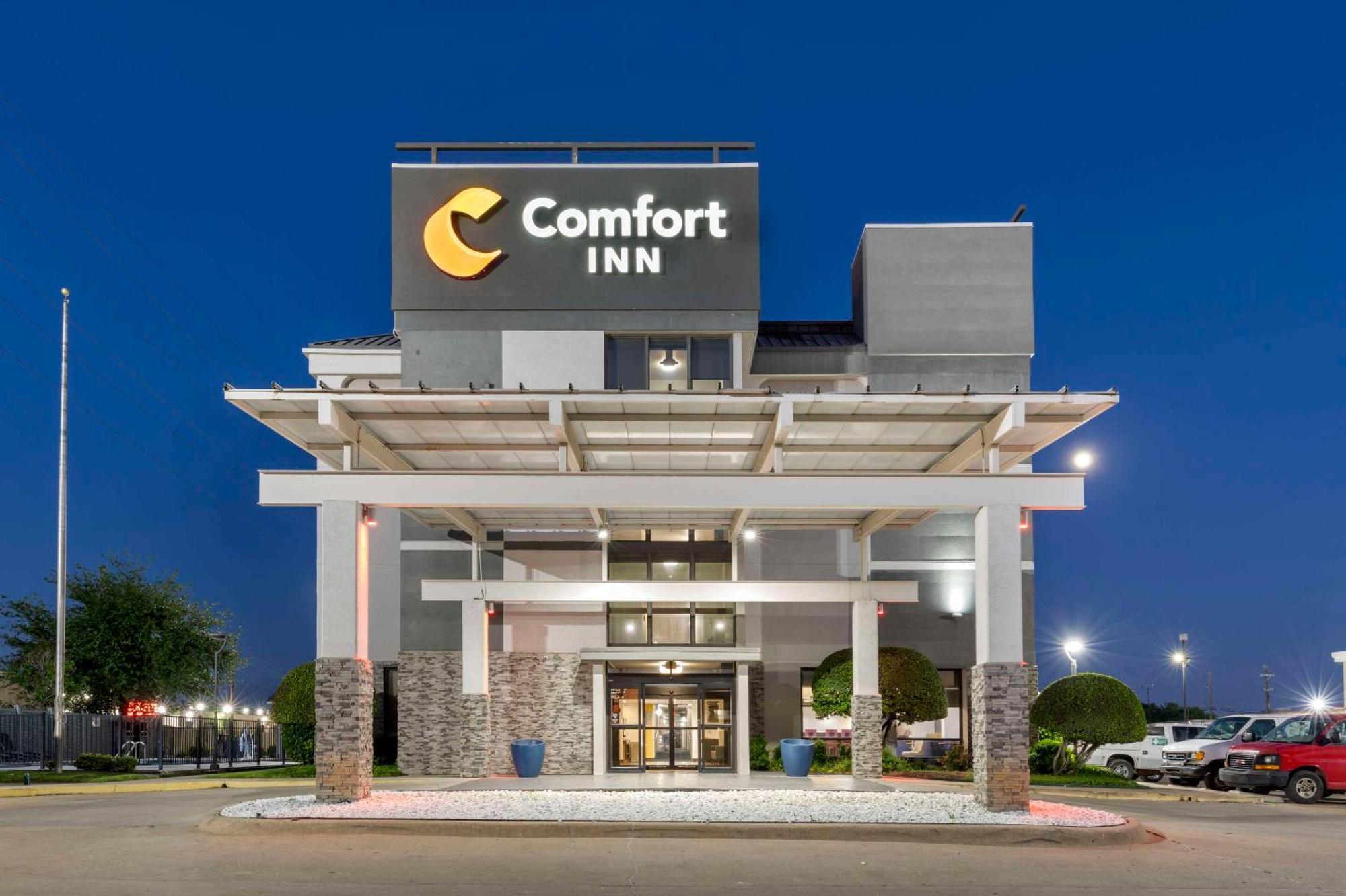 Comfort Inn Dallas North Love Field Airport Εξωτερικό φωτογραφία