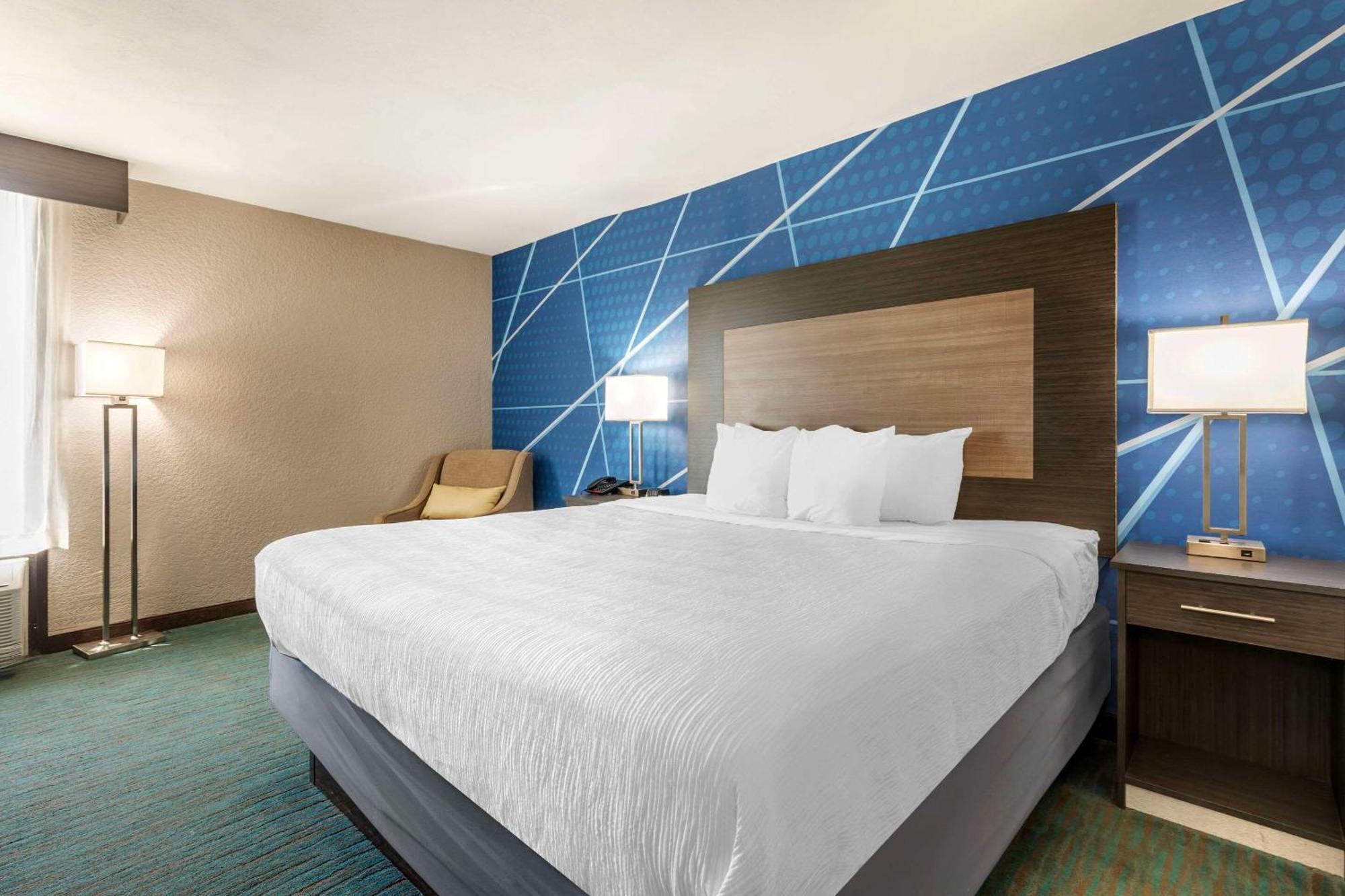 Comfort Inn Dallas North Love Field Airport Εξωτερικό φωτογραφία