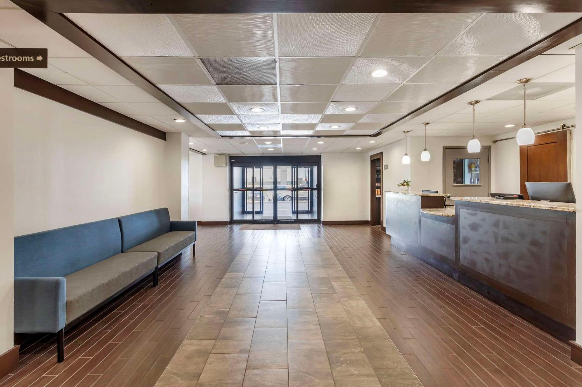 Comfort Inn Dallas North Love Field Airport Εξωτερικό φωτογραφία